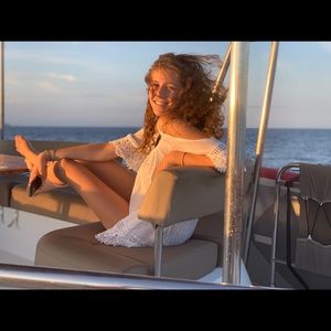 Meet your Posher, Louise